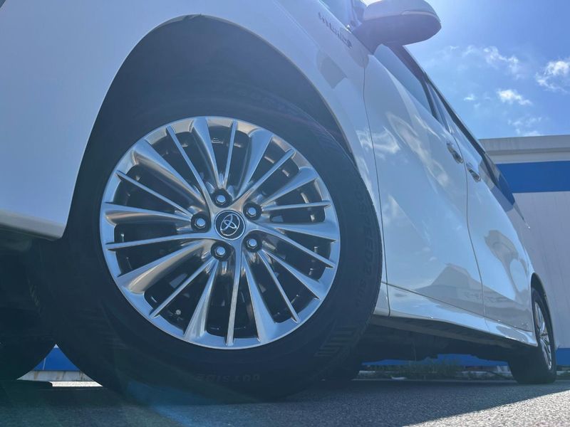 2018 Toyota Vellfire Hybrid DAA-AYH30W (UW-6a56f8fd741a2)[9]
