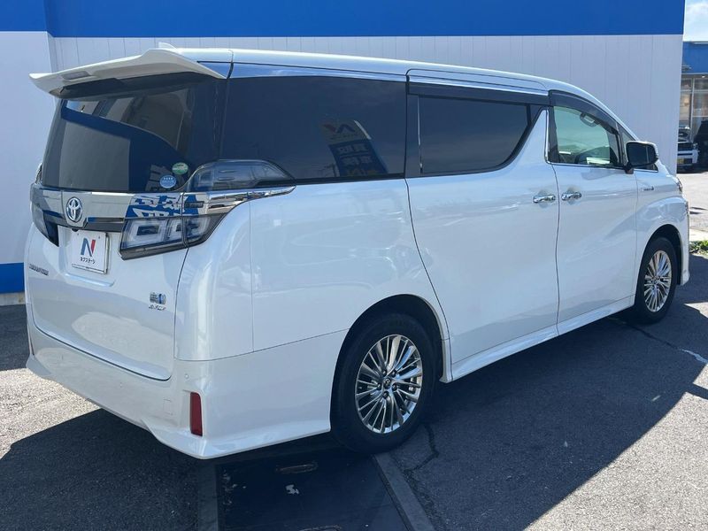 2018 Toyota Vellfire Hybrid DAA-AYH30W (UW-6a56f8fd741a2)[21]