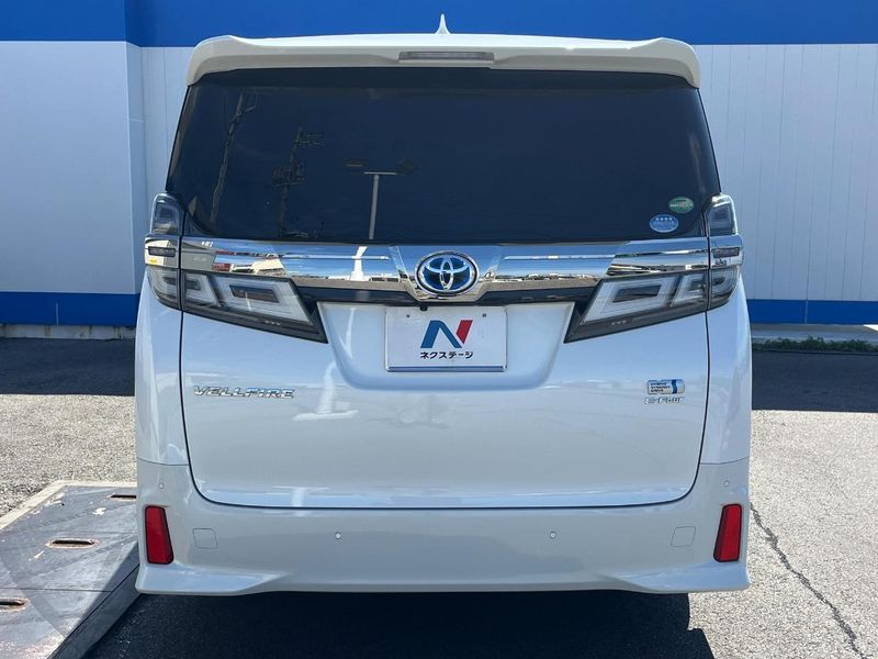 2018 Toyota Vellfire Hybrid DAA-AYH30W (UW-6a56f8fd741a2)[20]