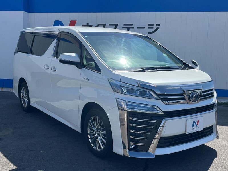 2018 Toyota Vellfire Hybrid DAA-AYH30W (UW-6a56f8fd741a2)[23]