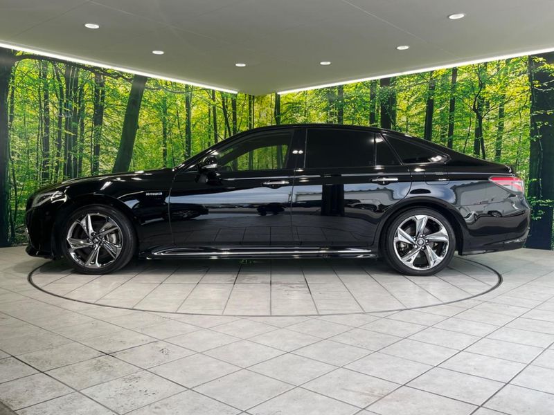 2018 Toyota Crown Hybrid 6AA-AZSH20 (UW-6a56f90459961)[15]