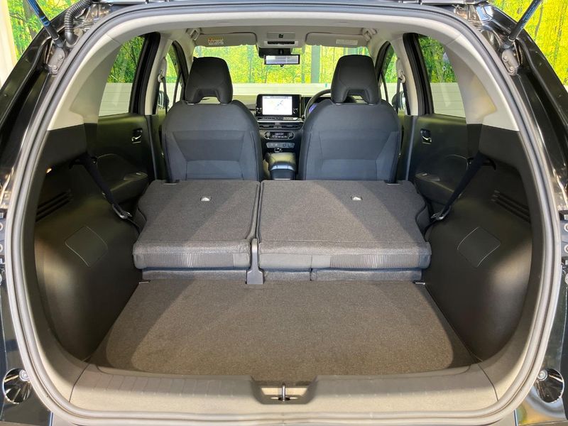 2021 Nissan Note 6AA-E13 (UW-6a56f9769619f)[16]