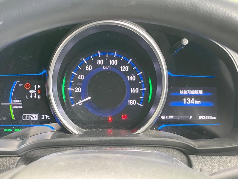2016 Honda Fit Hybrid DAA-GP5 (UW-6a56f9b5e0460)[26]