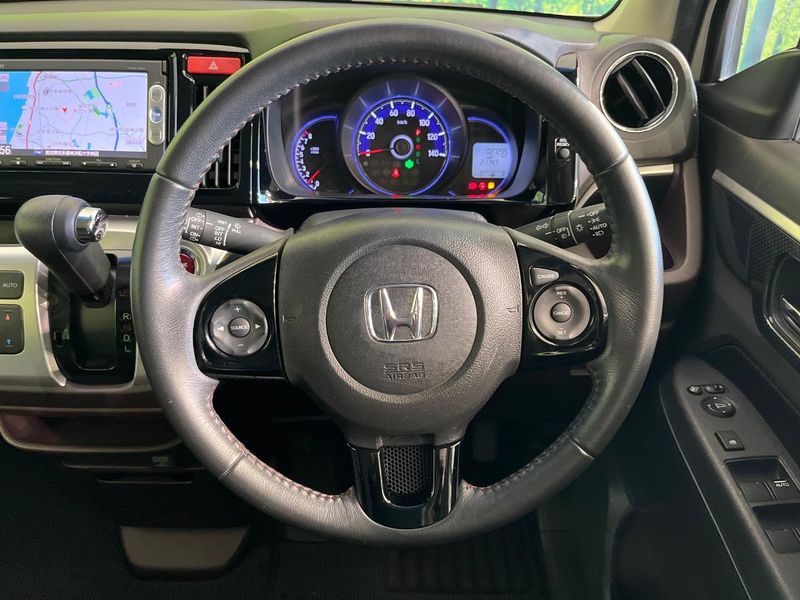 2014 Honda N-WGN Custom DBA-JH1 (UW-6a56fa5d236c9)[28]