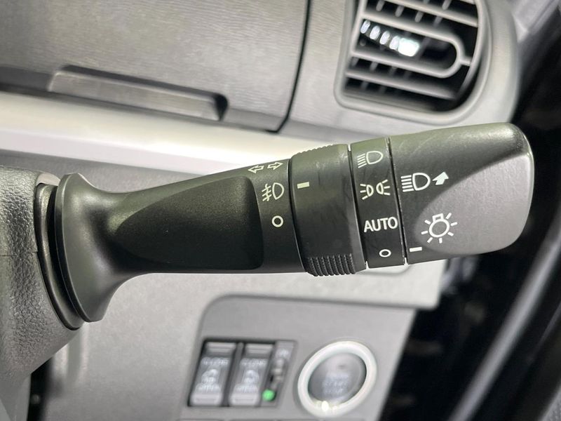 2018 Daihatsu Tanto DBA-LA600S (UW-6a56fab91f4c3)[16]