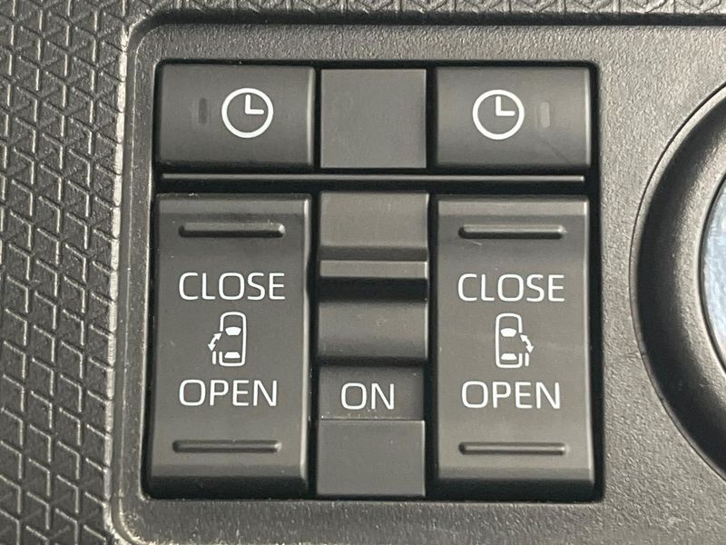 2019 Daihatsu Tanto 6BA-LA650S (UW-6a56fabed00c8)[19]