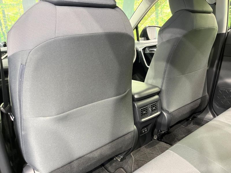 2019 Toyota RAV4 6BA-MXAA54 (UW-6a56fb754d47f)[27]