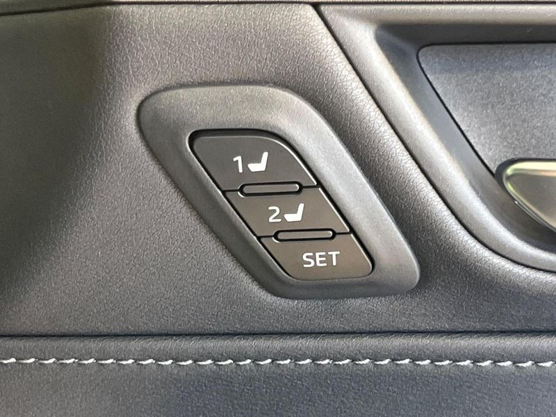 2024 Toyota Harrier 6BA-MXUA80 (UW-6a56fbaabd7b6)[18]
