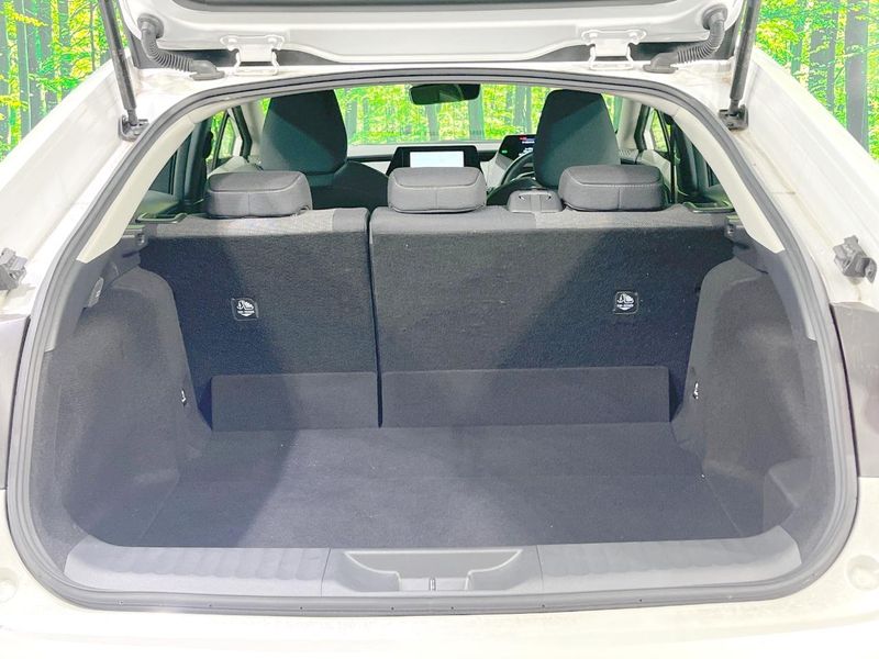 2024 Toyota Prius 6AA-MXWH60 (UW-6a56fbb328aaf)[12]