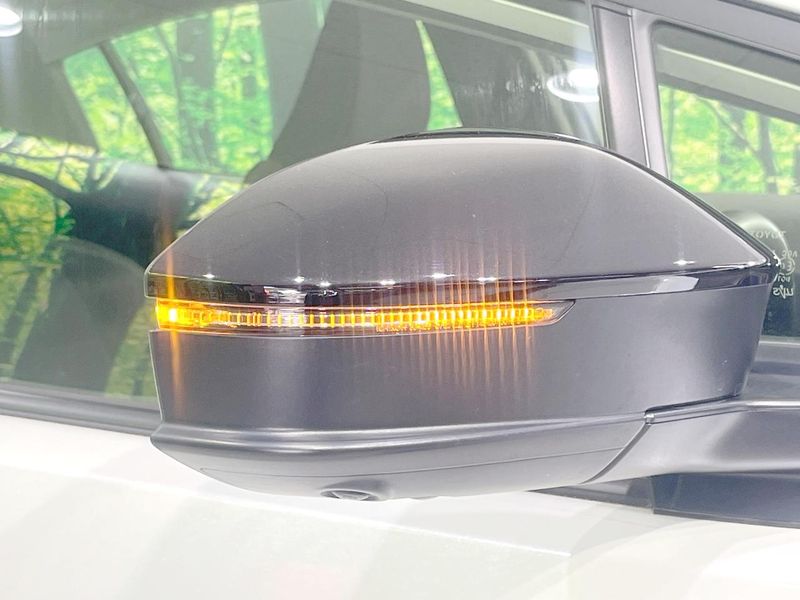 2024 Toyota Prius 6AA-MXWH60 (UW-6a56fbb328aaf)[21]
