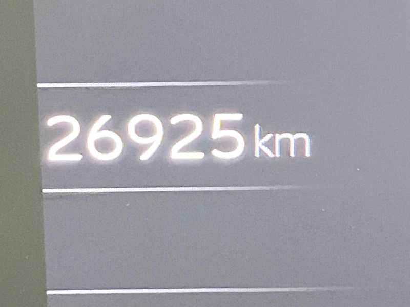 2024 Toyota Prius 6AA-MXWH60 (UW-6a56fbb328aaf)[2]
