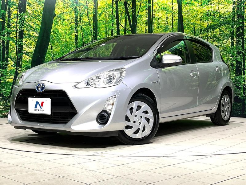 2016 Toyota Aqua DAA-NHP10 (UW-6a56fbcaae392)[0]