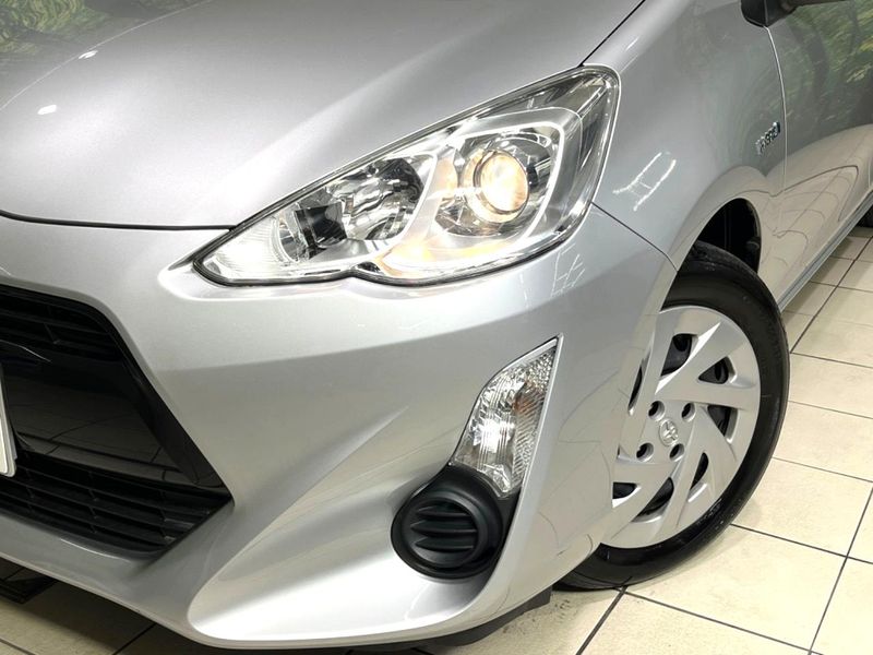 2016 Toyota Aqua DAA-NHP10 (UW-6a56fbcaae392)[5]