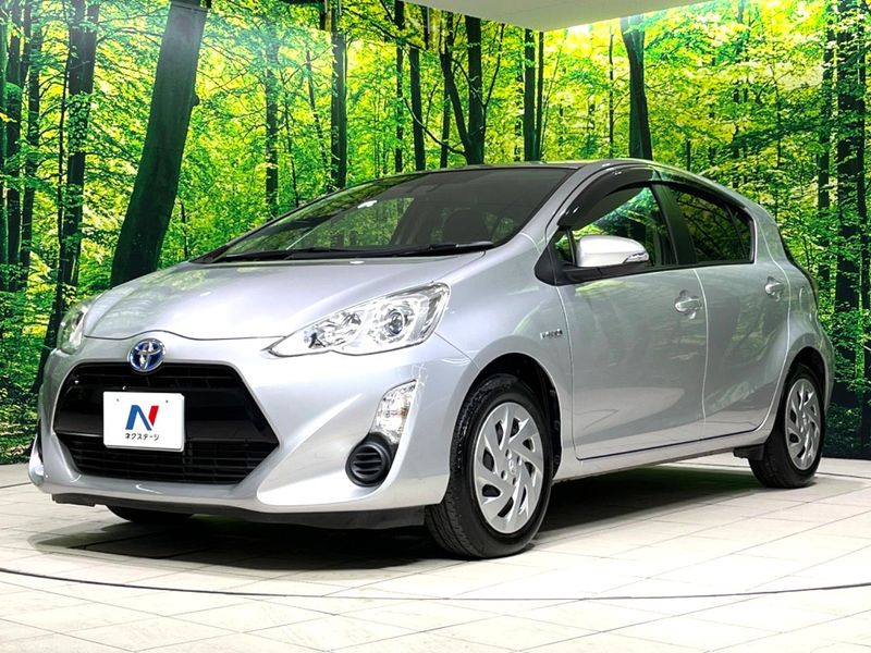 2016 Toyota Aqua DAA-NHP10 (UW-6a56fbcaae392)[14]