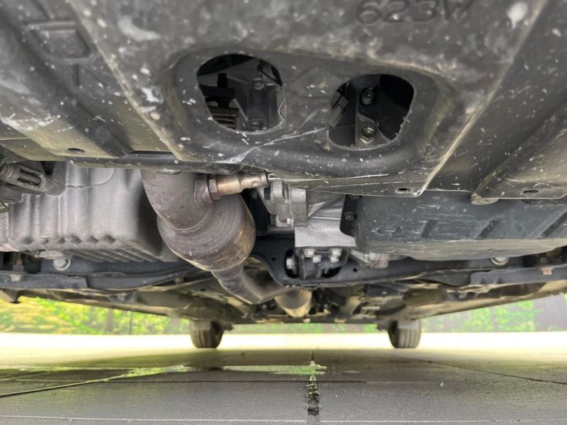 2016 Toyota Sienta DBA-NSP170G (UW-6a56fbde19fc8)[12]