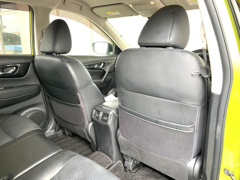 2017 Nissan X-Trail DBA-NT32 (UW-6a56fbe601d6c)[21]