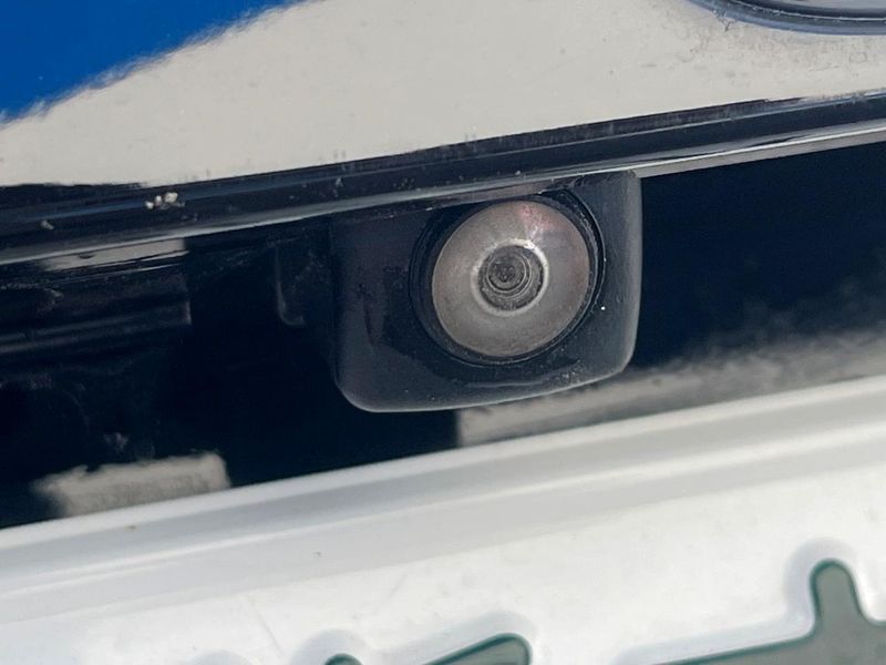 2017 Honda Vezel DAA-RU3 (UW-6a56fc024ccdb)[23]