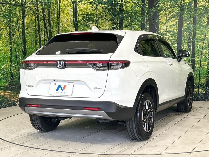 2023 Honda Vezel 6AA-RV5 (UW-6a56fc0e94966)[9]