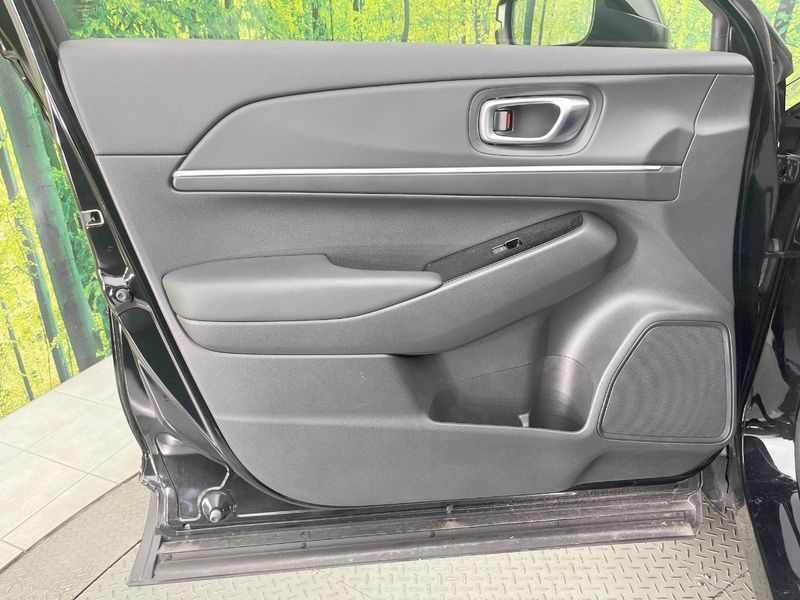 2024 Honda Vezel 6AA-RV5 (UW-6a56fc0f93ea4)[27]