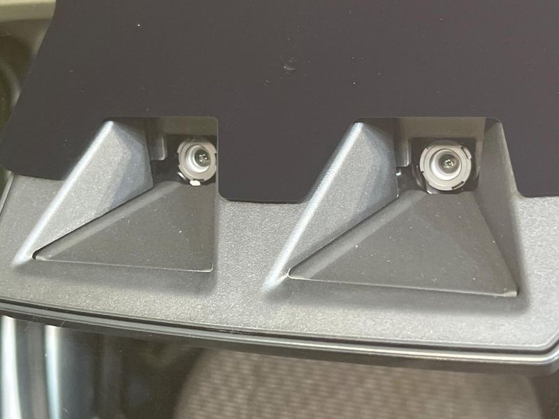 2023 Toyota PIXIS VAN 3BD-S700M (UW-6a56fc1c8e467)[10]