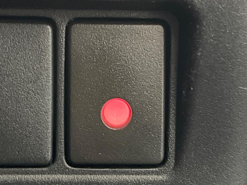 2021 Toyota Voxy 3BA-ZRR80W (UW-6a56fc92a74b7)[25]