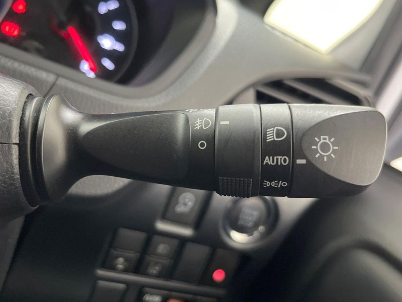 2021 Toyota Voxy 3BA-ZRR80W (UW-6a56fc92a74b7)[29]