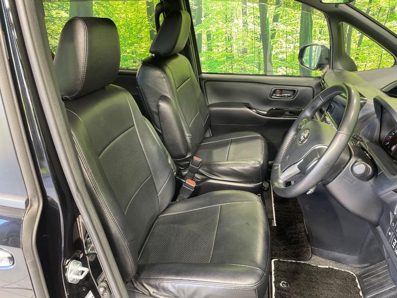 2021 Toyota Voxy 3BA-ZRR80W (UW-6a56fc93c4789)[27]