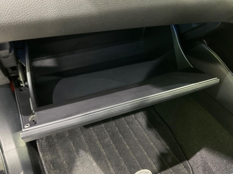 2014 Toyota Harrier DBA-ZSU60W (UW-6a56fc98b3727)[5]