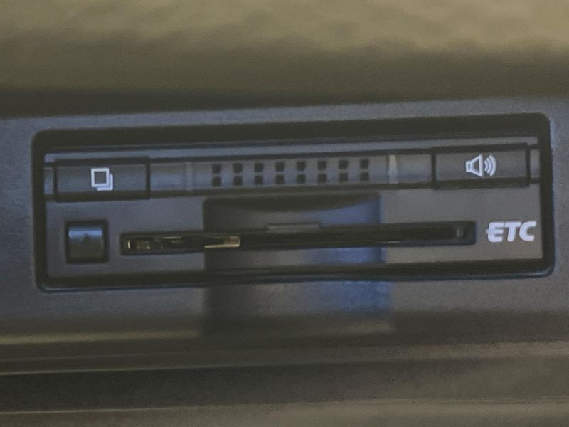 2014 Toyota Harrier DBA-ZSU60W (UW-6a56fc98b3727)[22]