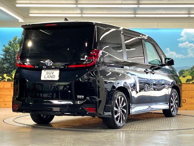 2025 Toyota Noah 6AA-ZWR90W (UW-6a56fcdbe6c92)[25]