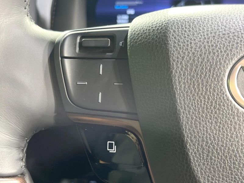 2023 Toyota Vellfire Hybrid 6AA-AAHH40W (UW-6a58499179108)[16]
