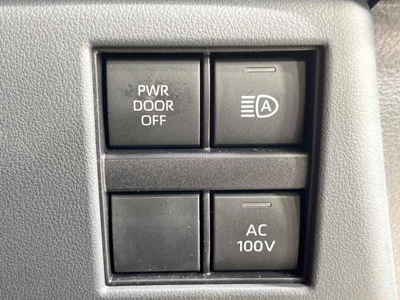 2023 Toyota Vellfire Hybrid 6AA-AAHH40W (UW-6a58499179108)[9]