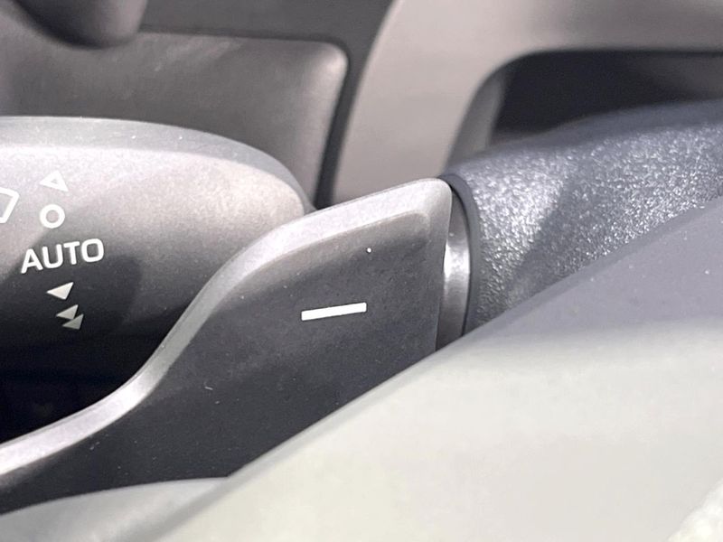 2023 Toyota Vellfire Hybrid 6AA-AAHH40W (UW-6a58499179108)[18]