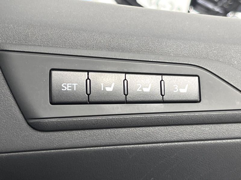 2023 Toyota Alphard 3BA-AGH30W (UW-6a5849b613c16)[5]