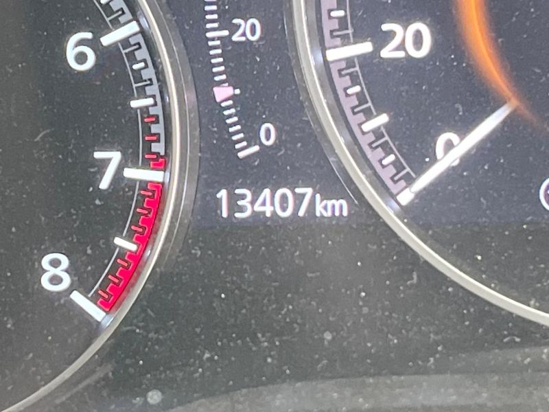 2022 Mazda CX-30 5BA-DMEP (UW-6a584a38484ce)[2]