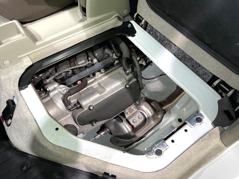 2023 Nissan NV100 Clipper Van 5BD-DR17V (UW-6a584a39b4b54)[6]