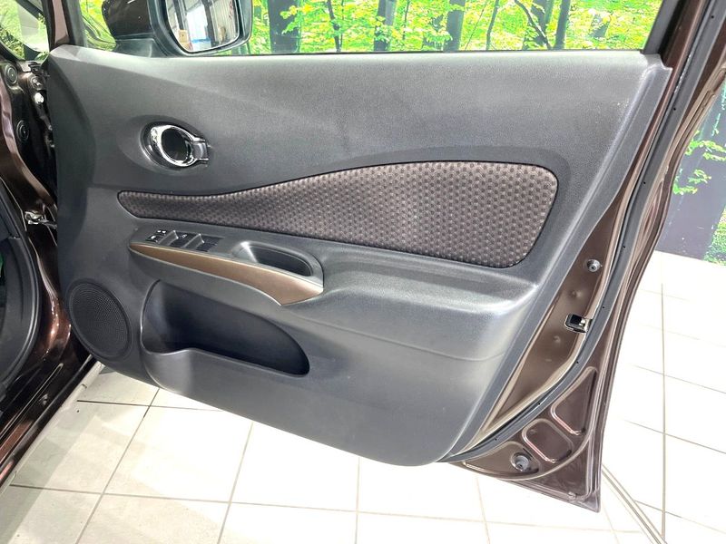 2016 Nissan Note DAA-HE12 (UW-6a584a96369f0)[29]