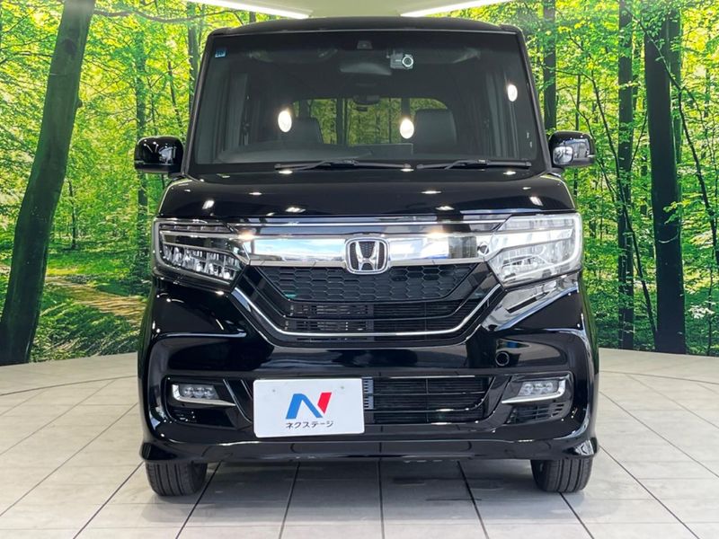 2019 Honda N-BOX CUSTOM DBA-JF3 (UW-6a584adab4e68)[8]