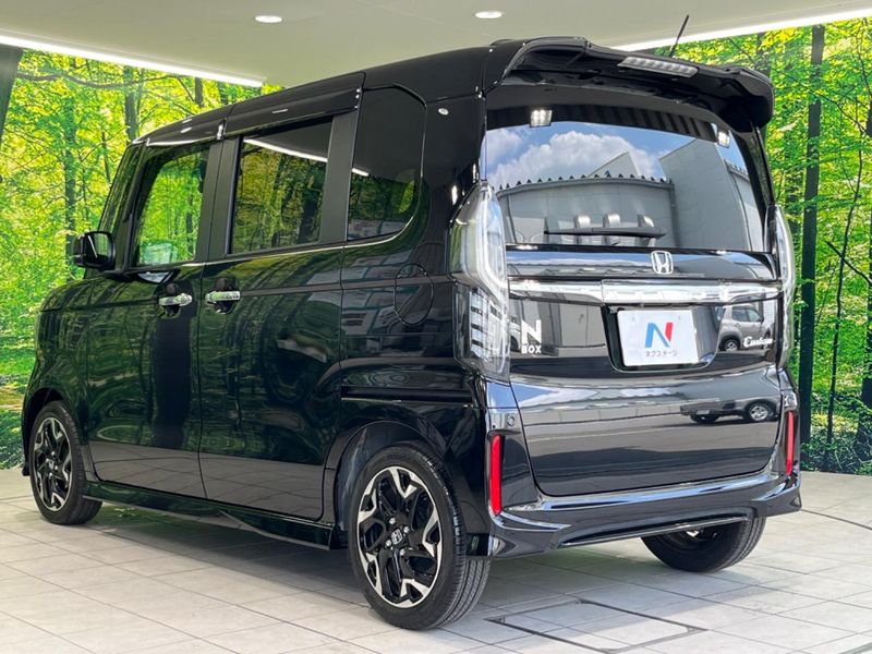 2019 Honda N-BOX CUSTOM DBA-JF3 (UW-6a584adab4e68)[13]