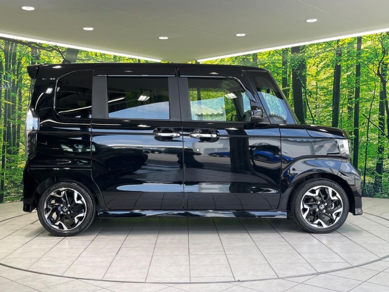 2019 Honda N-BOX CUSTOM DBA-JF3 (UW-6a584adab4e68)[10]