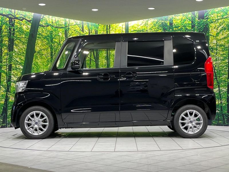 2019 Honda N-BOX DBA-JF4 (UW-6a584aeb0ce17)[24]