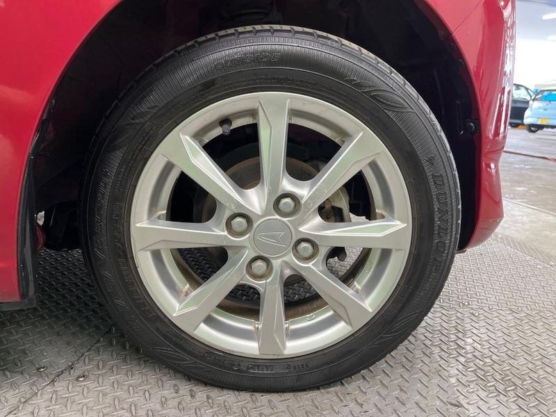 2019 Daihatsu Mira e:S 5BA-LA360S (UW-6a584b4197d47)[13]