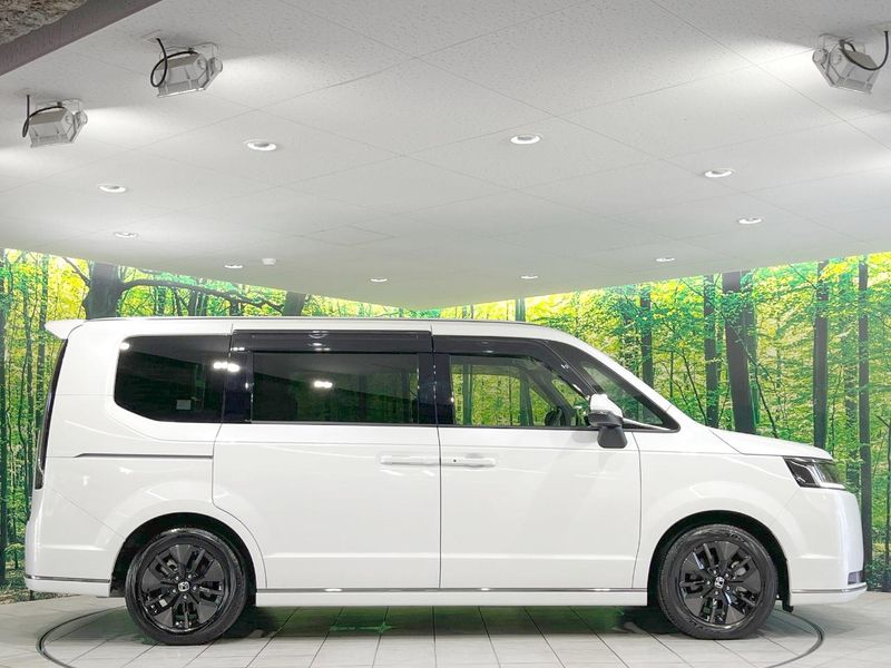 2025 Honda Step Wagon 6AA-RP8 (UW-6a584c5213d70)[19]