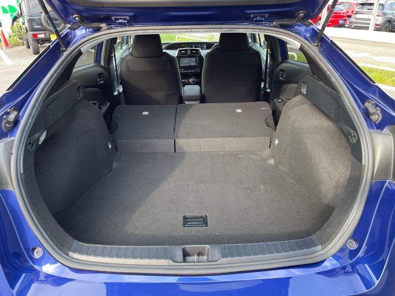 2017 Toyota Prius DAA-ZVW50 (UW-6a584ce1a7d0c)[29]