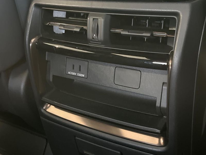 2023 Toyota Vellfire Hybrid 6AA-AAHH40W (UW-6a599b86a2563)[29]