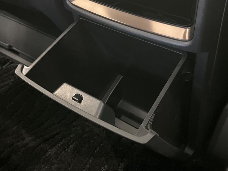 2023 Toyota Vellfire Hybrid 6AA-AAHH40W (UW-6a599b86a2563)[28]