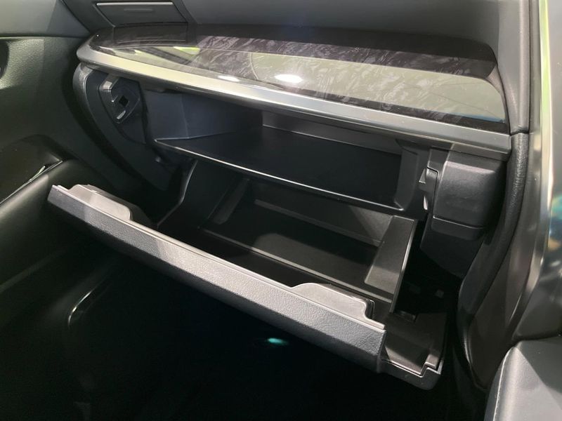 2021 Toyota Alphard 3BA-AGH35W (UW-6a599bb3abb11)[8]