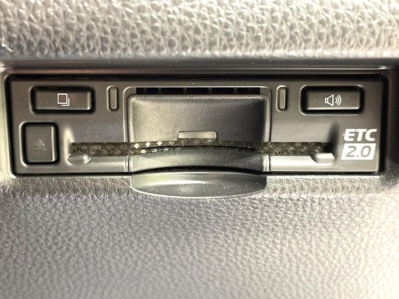 2024 Toyota Harrier Hybrid 6AA-AXUH80 (UW-6a599bdbd5e6a)[17]