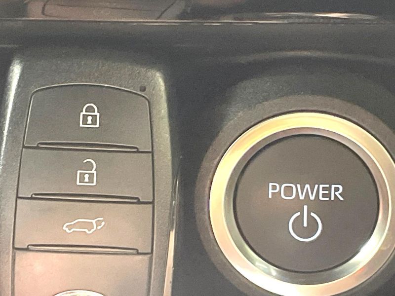 2024 Toyota Harrier Hybrid 6AA-AXUH80 (UW-6a599bdbd5e6a)[25]