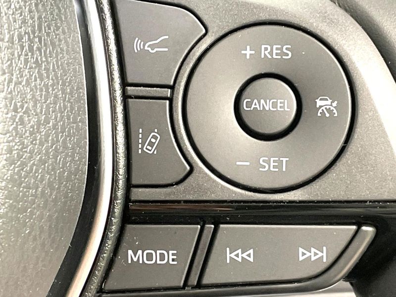 2024 Toyota Harrier Hybrid 6AA-AXUH80 (UW-6a599bdbd5e6a)[18]